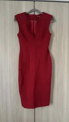 レッド ノースリーブ タイトドレス