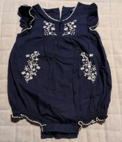 OLDNAVY ネイビー花柄刺繍ロンパース　70cm