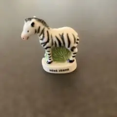 フェーヴ？　BEBE ZEBRE