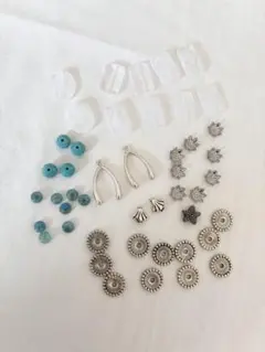 ビーズと金具のセット　シルバー・ターコイズカラー