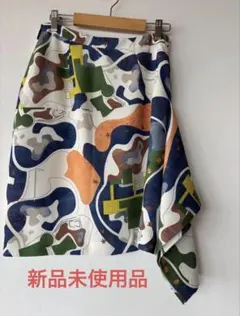 【新品】MSGM 総柄 ミニスカートのサムネイル