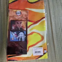 鬼滅の刃　劇場版無限列車編　炎の呼吸タオル、缶バッジ（煉獄杏寿郎、魘夢のみ）