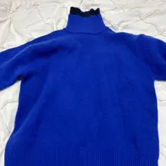 青色タートルネックセーター 長袖