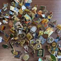 m*n様 フランス　ピンズ ヴィンテージ ピンバッジ　まとめ　100個セット コ