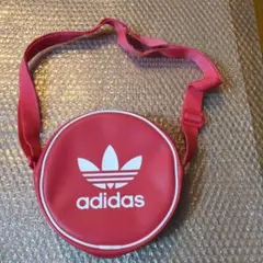 adidas ショルダーバッグ　アディカラー　クラシック　ラウンドのサムネイル