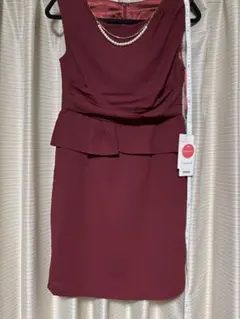 お値下げ　ワインレッドドレス　新品(試着のみ)