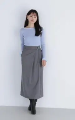 ナチュラルビューティベーシック ベルテッドタックナロースカート グレーМサイズ