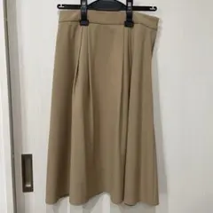 NATURAL BEAUTY BASIC フレアスカート ベージュ Sサイズのサムネイル