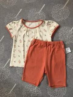 ユニクロ ベビーパジャマ 上下セット 80