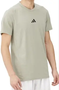【新品未使用】アディダス　ランニングウェア　Tシャツ　Lサイズ