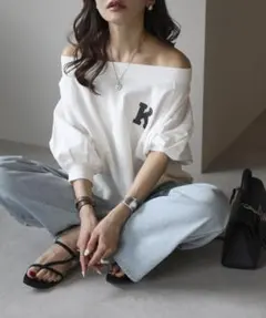 サガラ刺繍マルチネックスウェット