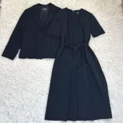 お値引き　東京ソワール　ワンピーススーツセット　プリーツワンピース