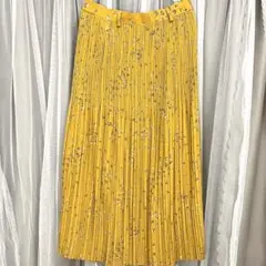 最終 小花柄プリーツスカート イエロー M 裏地あり カジュアル