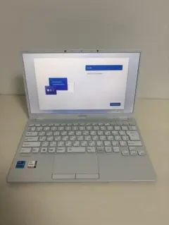 値段交渉可　富士通 LIFEBOOK i7第11世代 SSD256GB 8GB