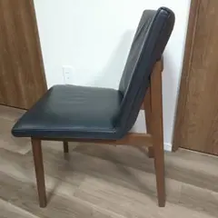 【ACTUSで購入】ブラックレザーチェア　ウォルナット色