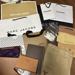 紙袋、空箱、リボン、保存袋