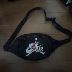 Nike エア ボディバッグ ブラック