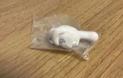 ガチャガチャ　サンリオキャラクターズ　ばたんきゅー　シナモン