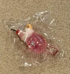 ナルミヤキャラクターズ　クリームソーダマスコット　　ベリエちゃん