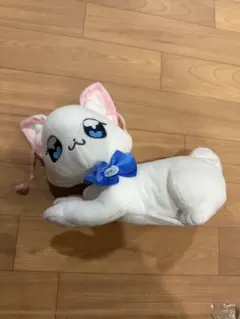 猫型ぬいぐるみ リボン付き