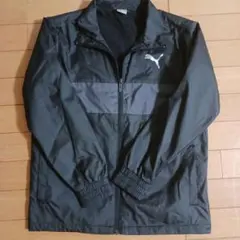 PUMA　薄手ジャケットのサムネイル