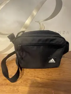 【最終価格・値下げ不可】 adidas アディダス ブラック ボディバッグ