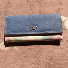 メナード　【非売品】長財布のサムネイル