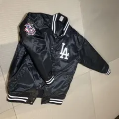 新品未使用　ＬＡ　ドジャース　ナイロンジャケット　プルオーバー FANATICS / V-NECK PULLOVER - LA DODGERS