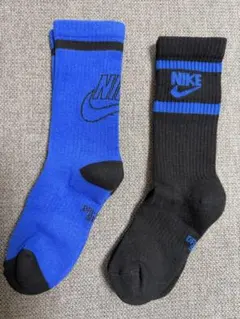 ニューヨークからNike x MoMA 限定コラボ 日本未発売ソックス 新品 L