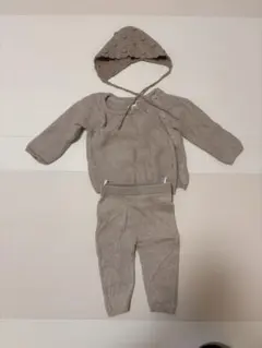 ベージュ ニットセットアップ 帽子付き