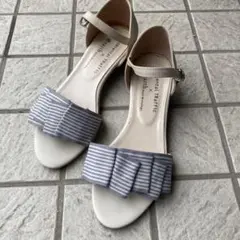 ローヒール　サンダル