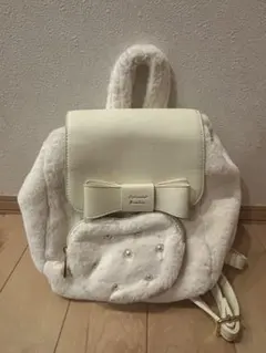 リボン付きホワイトリュック