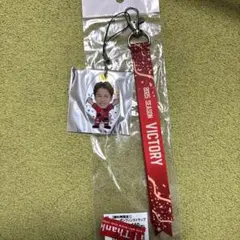 ヴィッセル神戸　勝利時限定　プレイヤーボンフィンストラップ　井出遥也選手