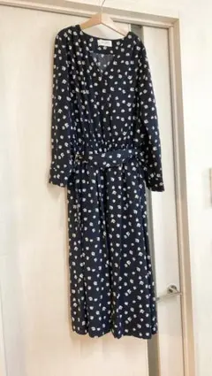 Item thumbnail for item 6aff0fab-1759-40cf-b4dd-c9b7ec3ede1f