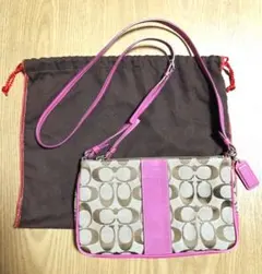 COACH ロゴプリント ショルダーバッグ 保存袋付き 正規品のサムネイル