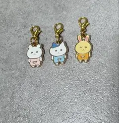なんか小さくてかわいいチャーム ちいかわ・ハチワレ・うさぎ なんか似てるの