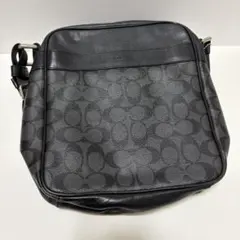 COACH ブラック ショルダーバッグ