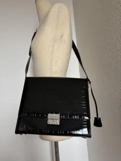 Item thumbnail for item c609106d-14dd-4a0a-909e-be29ec57e153