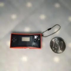 GBAmicro ミニチュアキーホルダー ゲームボーイアドバンスミクロピカチュウ