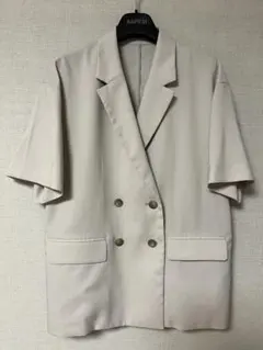 MK MICHEL KLEIN 夏用ダブルジャケット ベージュ 38のサムネイル
