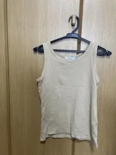 タンクトップ　ベージュのサムネイル