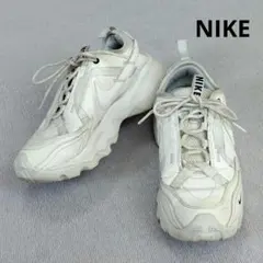 NIKE TC7900 スニーカー ホワイト 24cm 厚底 ナイキ