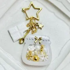 シャカシャカキーホルダー　ホワイトチョコ