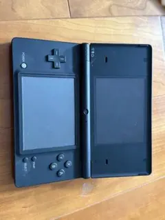 Item thumbnail for item d53c4987-59e1-4216-a4bf-f11b48d490d4