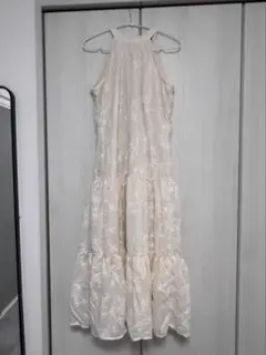 白ワンピース