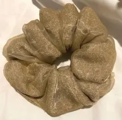 シュシュ　ヘアアクセサリー　ヘアゴム　ヘアアレンジ　新品　ラメ　オシャレ