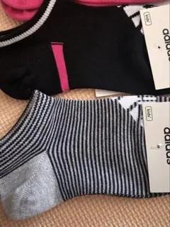 キッズ 靴下 adidas size19～21cm ２点