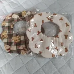 クマ柄・花柄スタイセット 2枚