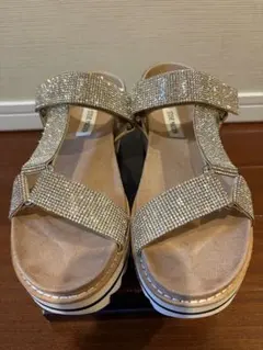 ⭐︎新品(試し履きのみ)⭐︎Steve Madden ラインストーン サンダルのサムネイル