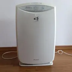 ジャンク DAIKIN ダイキン 空気清浄機 縦型 - メルカリ